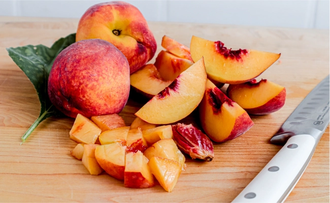Serving Peaches Serving Peaches